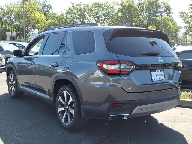 2023 Honda Pilot AWD Elite