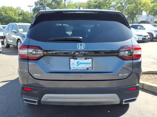 2023 Honda Pilot AWD Elite