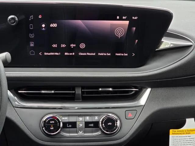 2026 Buick NV Preferred FWD