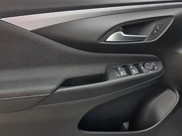 2026 Buick NV Preferred FWD