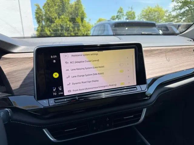 2026 Volkswagen Atlas SEL
