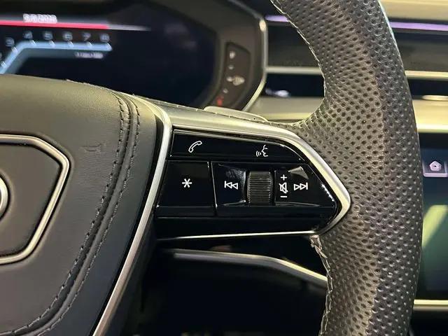 2023 Audi S8 TFSI quattro Tiptronic
