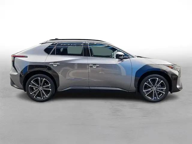 2023 Toyota bZ4X Limited
