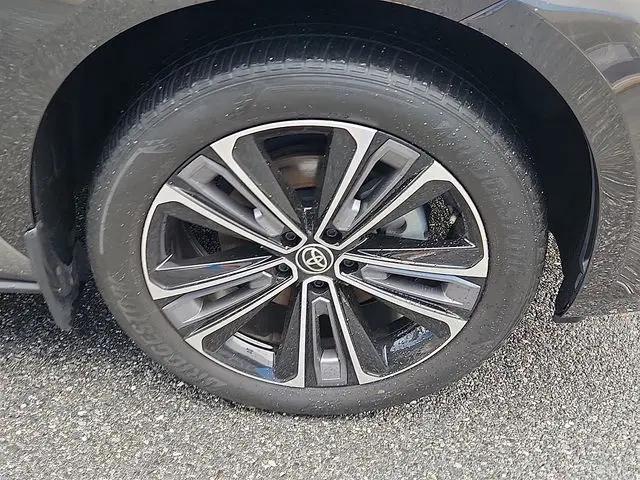 2023 Toyota bZ4X Limited