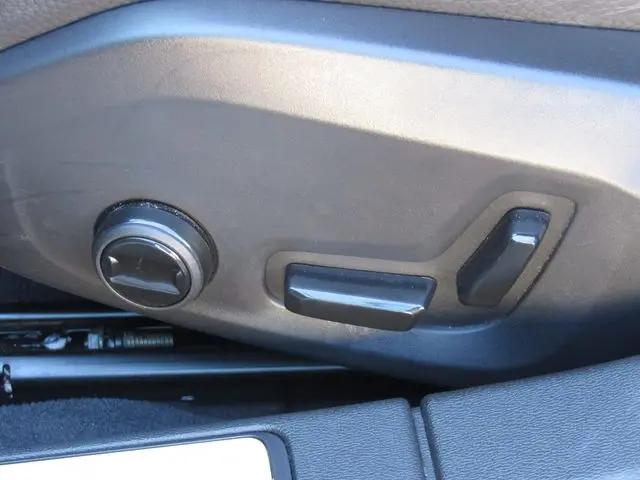 2025 Volvo V60 Cross Country Plus, B5 AWD Gas (mild hybrid)