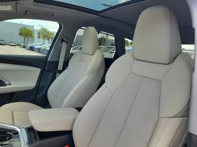 2026 Audi Q5 Premium Plus TFSI quattro S tronic
