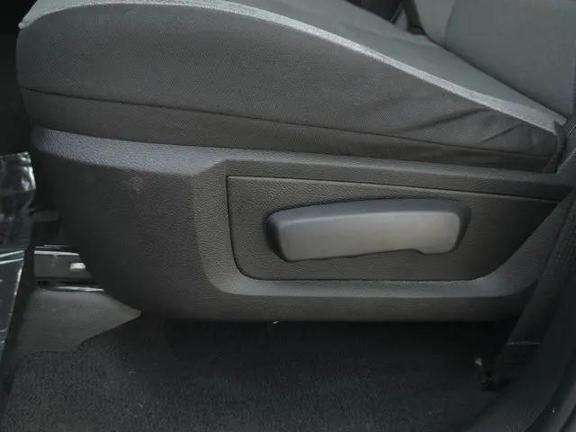 2024 Ram 1500 Classic SLT Quad Cab 4x2 6'4" Box