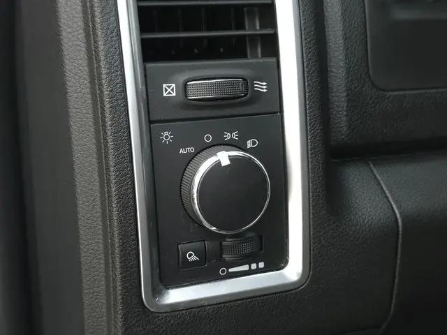 2024 Ram 1500 Classic SLT Quad Cab 4x2 6'4" Box