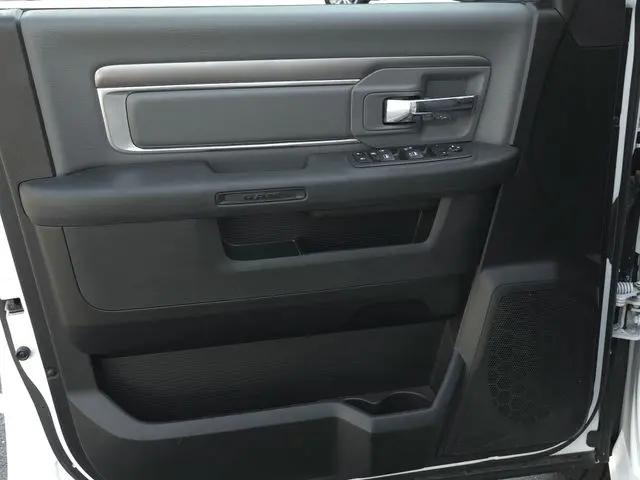 2024 Ram 1500 Classic SLT Quad Cab 4x2 6'4" Box