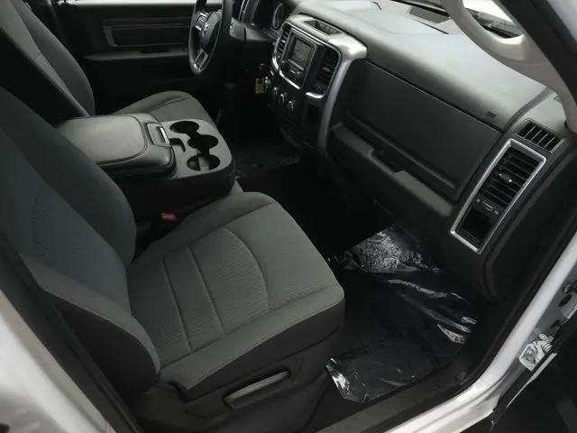2024 Ram 1500 Classic SLT Quad Cab 4x2 6'4" Box