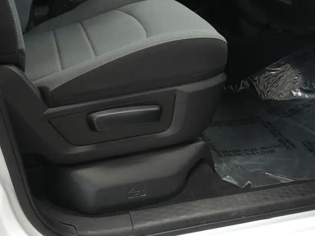 2024 Ram 1500 Classic SLT Quad Cab 4x2 6'4" Box