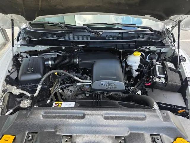 2024 Ram 1500 Classic SLT Quad Cab 4x2 6'4" Box