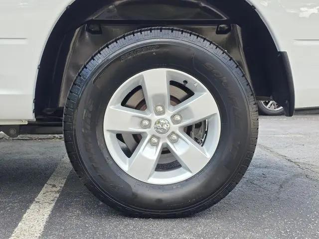 2024 Ram 1500 Classic SLT Quad Cab 4x2 6'4" Box