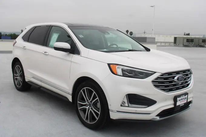 2019 Ford Edge Titanium