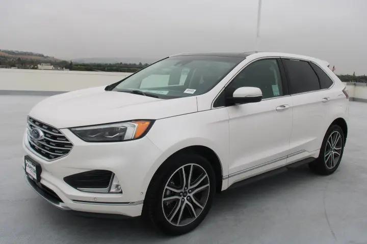 2019 Ford Edge Titanium