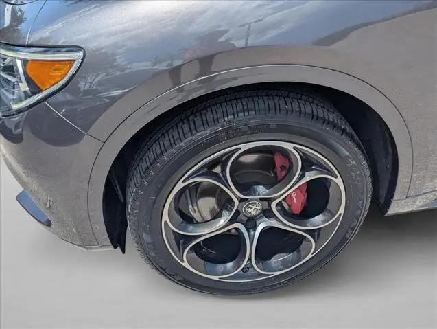 2023 Alfa Romeo Stelvio Veloce AWD