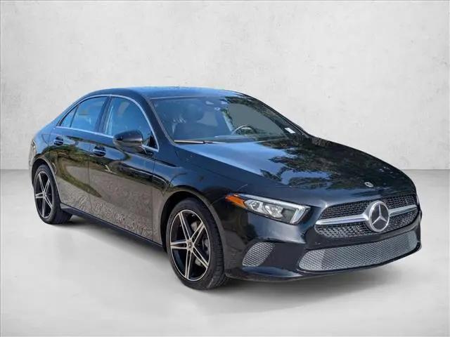 2022 Mercedes-Benz A 220 4MATIC