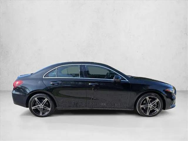 2022 Mercedes-Benz A 220 4MATIC