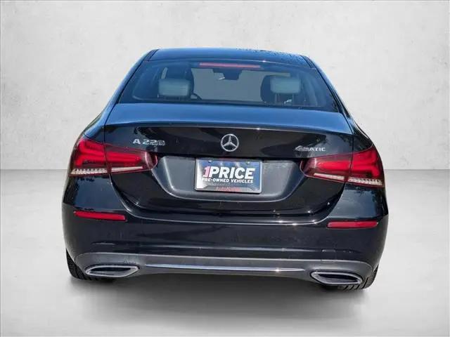2022 Mercedes-Benz A 220 4MATIC