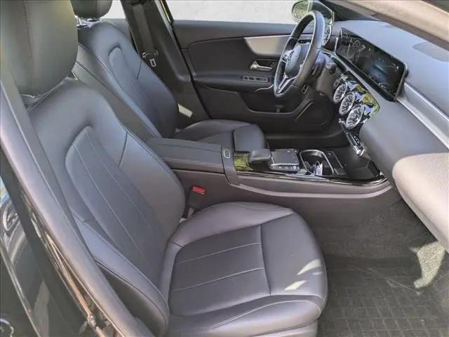 2022 Mercedes-Benz A 220 4MATIC