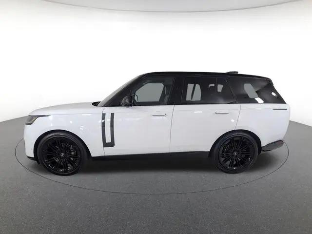 2022 Land Rover Range Rover P400 SE