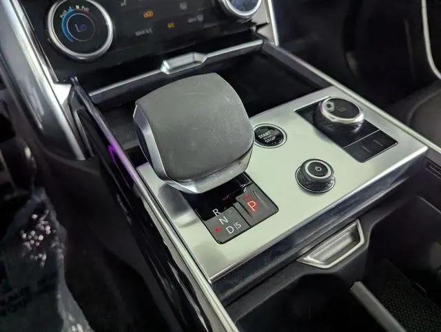 2022 Land Rover Range Rover P400 SE