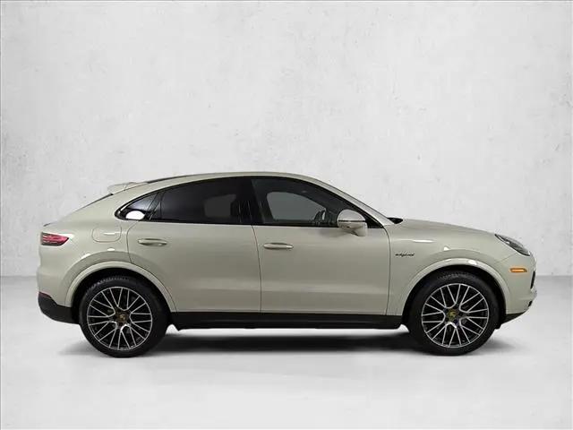 2022 Porsche Cayenne E-Hybrid Cayenne E-Hybrid