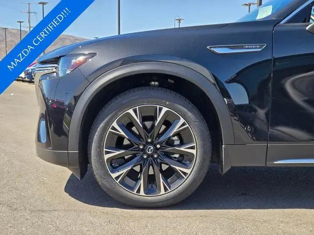 2025 Mazda X-90 Premium Plus Package