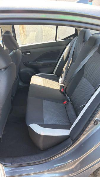 2021 Nissan Versa SV Xtronic CVT