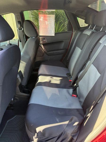 2011 Ford Focus SE