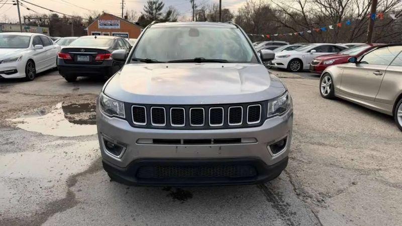 2019 Jeep Compass Latitude FWD