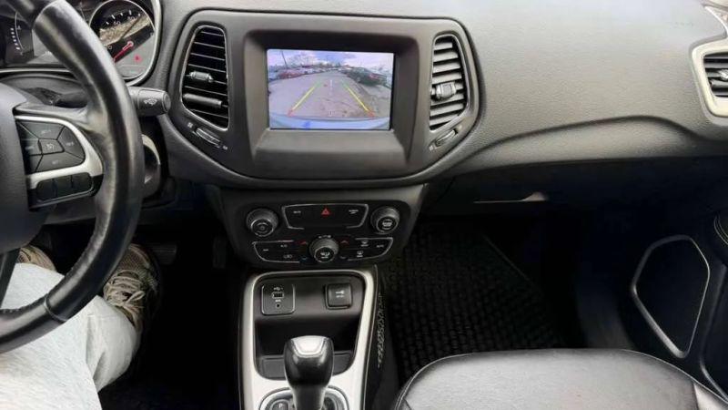 2019 Jeep Compass Latitude FWD