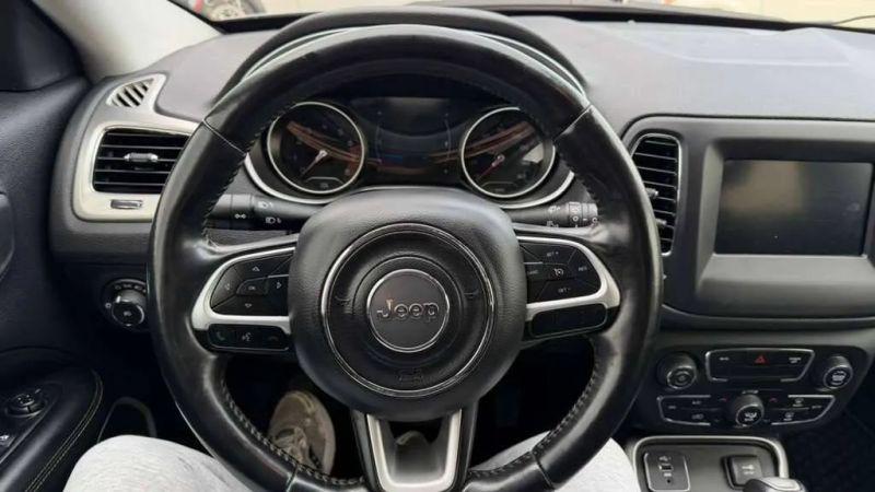 2019 Jeep Compass Latitude FWD