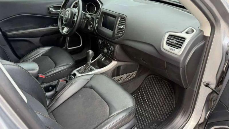 2019 Jeep Compass Latitude FWD