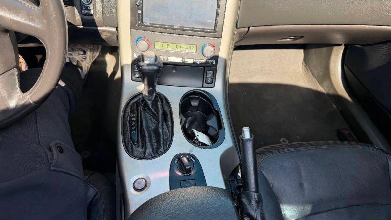 2005 Chevrolet Corvette Base