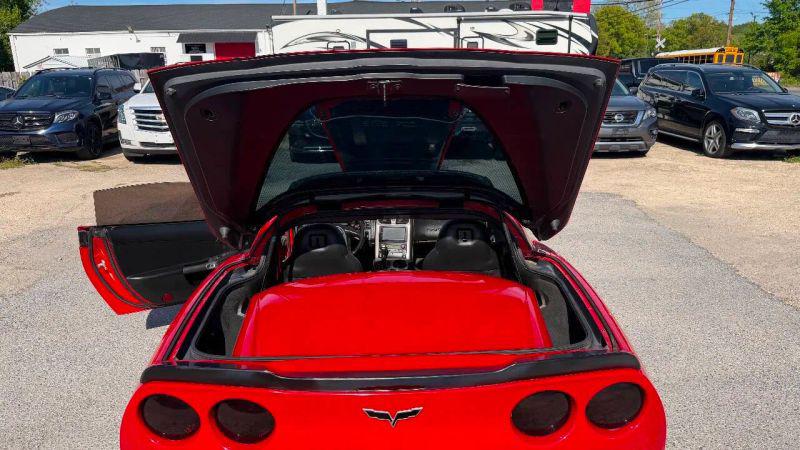 2005 Chevrolet Corvette Base