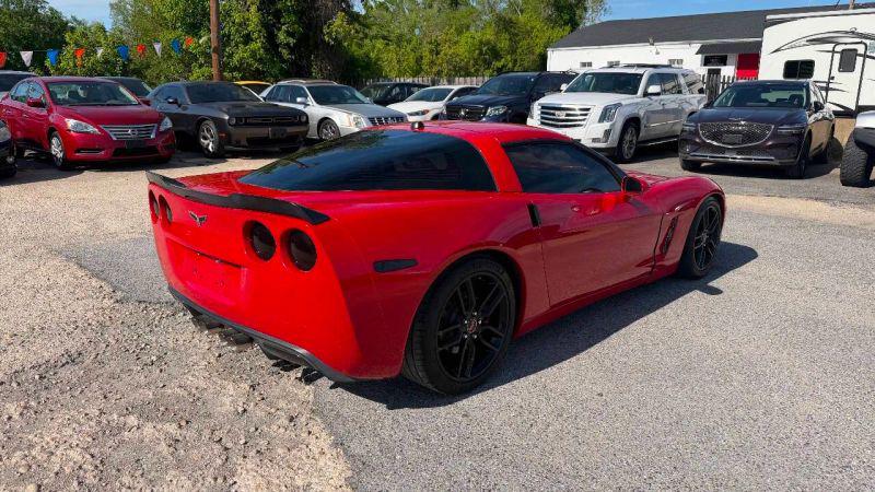 2005 Chevrolet Corvette Base