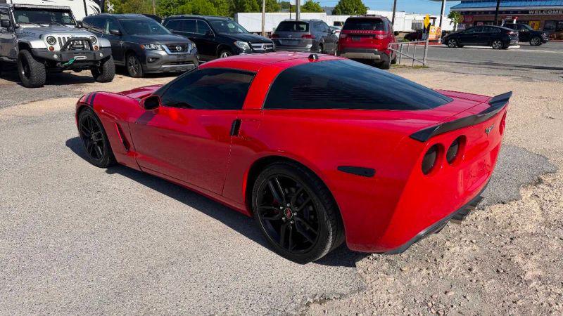 2005 Chevrolet Corvette Base