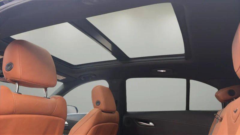 2022 Cadillac XT4 AWD Premium Luxury