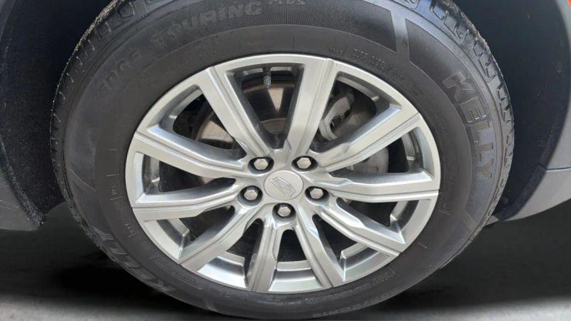 2022 Cadillac XT4 AWD Premium Luxury