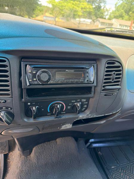 2001 Ford F-150 LARIAT