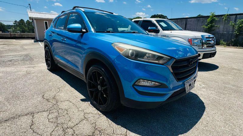 2016 Hyundai Tucson SE