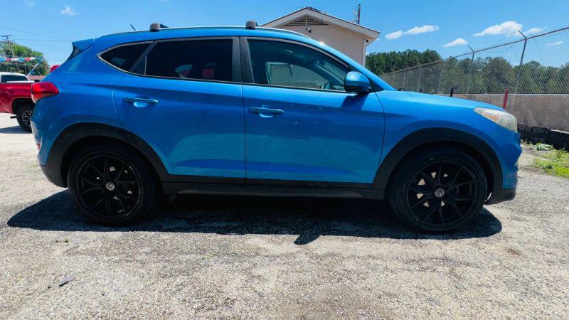 2016 Hyundai Tucson SE