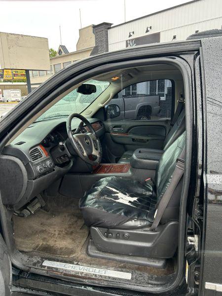 2014 Chevrolet Suburban LTZ