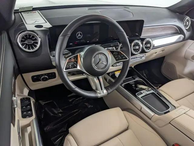 2026 Mercedes-Benz GLB 4MATIC
