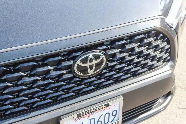 2024 Toyota Corolla Cross LE