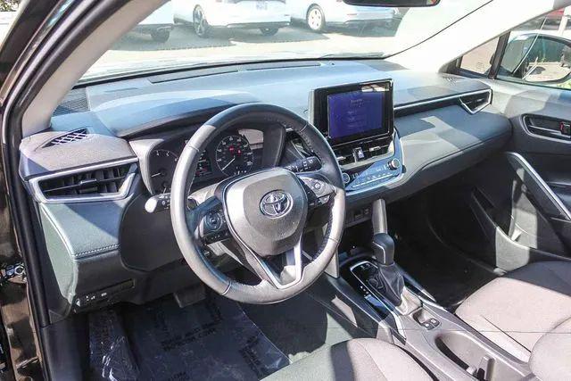 2024 Toyota Corolla Cross LE