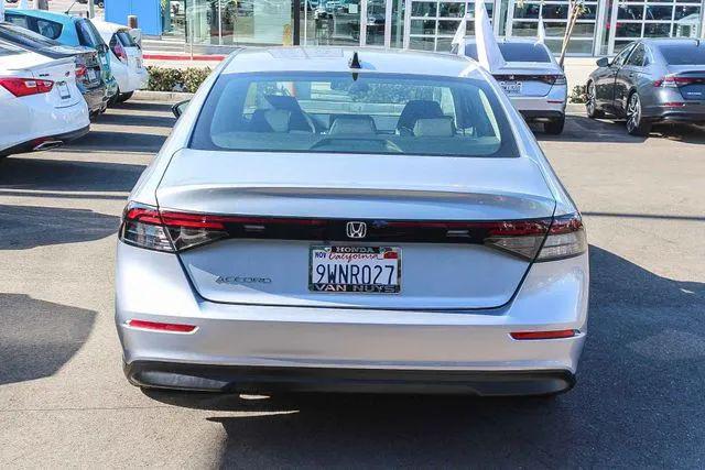 2025 Honda Accord Sedan SE
