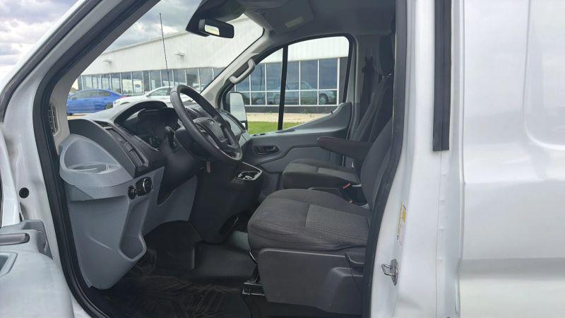 2019 Ford Transit w/Sliding Side Door w/RWB