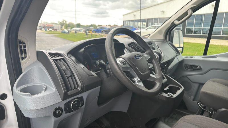 2019 Ford Transit w/Sliding Side Door w/RWB